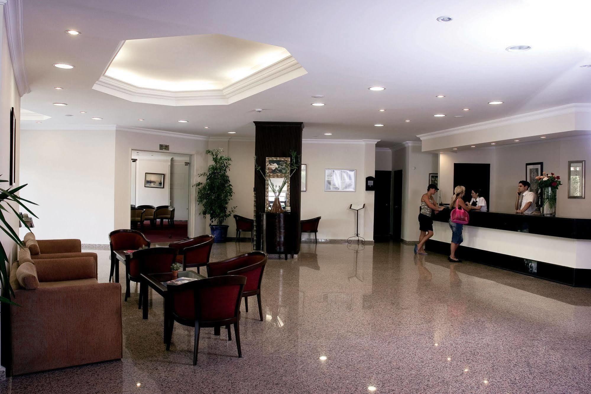 אלאניה Elysee Hotel מראה חיצוני תמונה